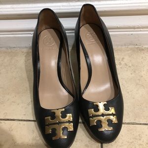 Tory burch black Heels Size 5
